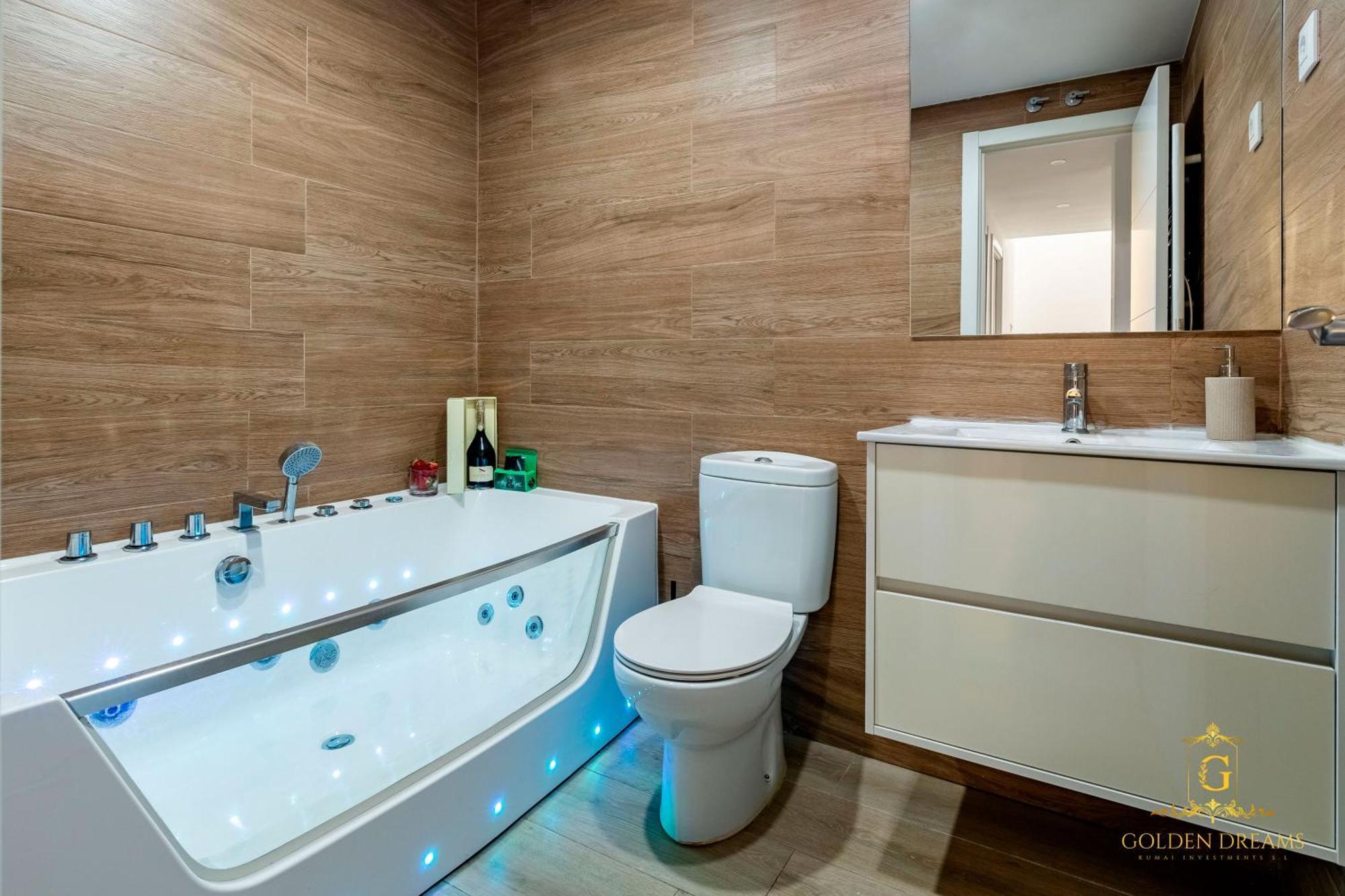 Luxe Apartment Madrid 7 Paradas De Metro De Sol ภายนอก รูปภาพ